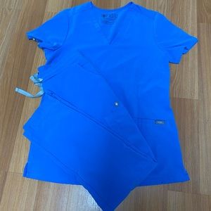 Figs ceil blue xs scrub set